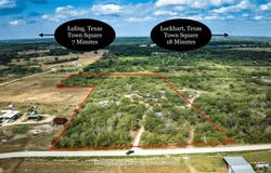 2900 Salt Flat Rd, Luling, TX 78648