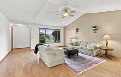 1617 N JOHNSON Dr, Newberg, OR 97132
