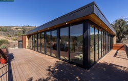 139 Oak St, Saint Helena, CA 94574