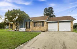 7 Angela Cir, Petal, MS 39465