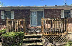 1903 Briarwood Lane, Lamar, MO 64759