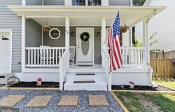 22 2ND, COLONIAL BEACH, VA 22443