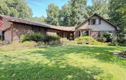 1027 1st Avenue W, Centre, AL 35960