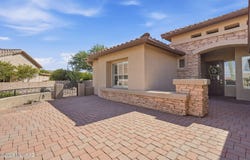 2480 E Mayview Drive, Green Valley, AZ 85614