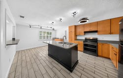 986 LEXINGTON Drive, DUNEDIN, FL 34698