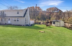 6 Schwartz Road, Bozrah, CT 06334
