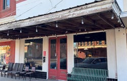 303 Main St, Smithville, TX 78957