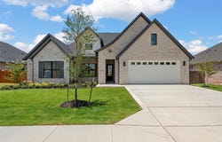 1333 Tahonta Drive, Hewitt, TX 76643