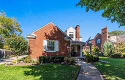 1438 Hawthorne Road, Grosse Pointe Woods, MI 48236