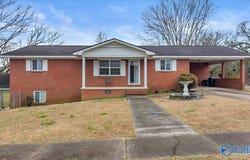 722 Brummel Ave, Bridgeport, AL 35740