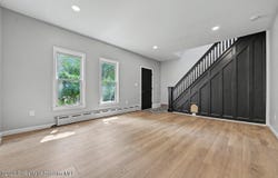 516 W Grove Street, Clarks Summit, PA 18411