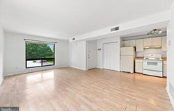 822-B PUTNAM Boulevard, WALLINGFORD, PA 19086
