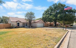10712 Apache Drive, Waco, TX 76712