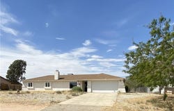 22764 Powhatan Road, Apple Valley, CA 92308