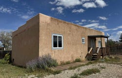 2 Adelmo Medina Drive, Ranchos de Taos, NM 87557