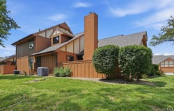 5641 Hawick LN, Topeka, KS 66614
