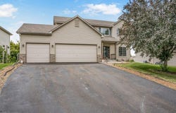 2051 River Bend Trail, Mayer, MN 55360
