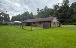 351 River Rd, GRENADA, MS 38901