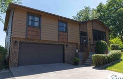 207 SW Maple Avenue, Elysian, MN 56028