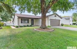 2904 Biscayne Drive, Springfield, IL 62707
