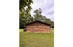 303 Crow St, Linden, TX 75563