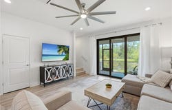 13081 Pembroke Dr, NAPLES, FL 34105