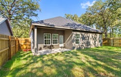 320 Double Bridge Road, Mabank, TX 75156