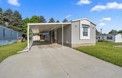 7118 W Mapleview Circle, Brown City, MI 48416