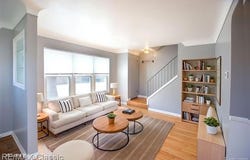 2604 Rochester Road, Royal Oak, MI 48073