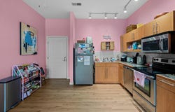 623 W Walnut Street, Springfield, MO 65806