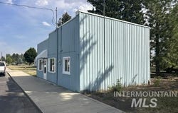 506 4th Ave, Nezperce, ID 83543
