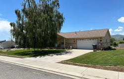 525 N 100 E, Fairview, UT 84629