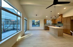 312 Lithia Avenue, Talent, OR 97540