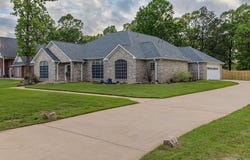 7101 Tall Oaks Drive, Texarkana, AR 71854-2725
