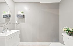 3478 W 110th St, Hialeah, FL 33018