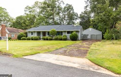 802 Avalon Road, Thomaston, GA 30286
