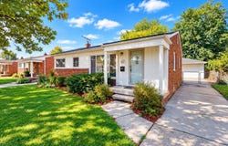 30107 Rosebriar Street, Saint Clair Shores, MI 48082
