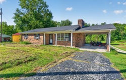 3713 Paint Creek Road, Stanton, KY 40380