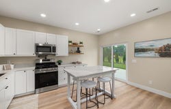 1327 S Trimble Rd, Mansfield, OH 44907