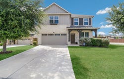 6658 Bowie, Schertz, TX 78108