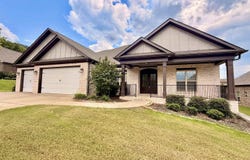 1312 Pecan Point Way, Huntsville, AL 35803