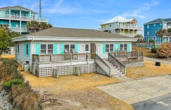902 Ocean Drive, Emerald Isle, NC 28594