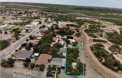 2662 Rodriguez St., Eagle Pass, TX 78852