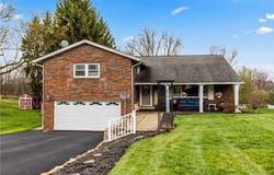 605 Davidson Dr, Rochester, PA 15074