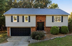 173 Celeste Ln., Madisonville, KY 42431