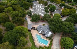 501 Arbor Creek Drive, Euless, TX 76039