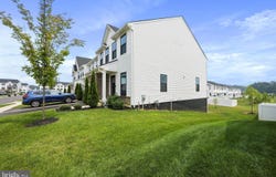 34 SAGE WAY, MOUNT LAUREL, NJ 08054
