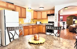 1840 Pine St, San Marcos, TX 78666