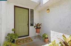 1032 Burnham Dr, Pittsburg, CA 94565