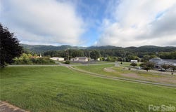 175 Hampshire Drive, Waynesville, NC 28786